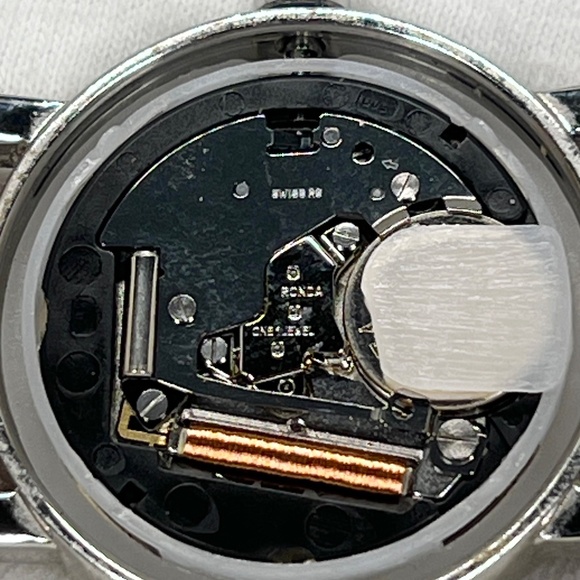 Mondaine Evo2 Big Date (New Leather Band, New Battery, Very Good Condition!) - Picture 5 of 16